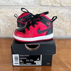 Jordans red & black Size 4c (toddler)